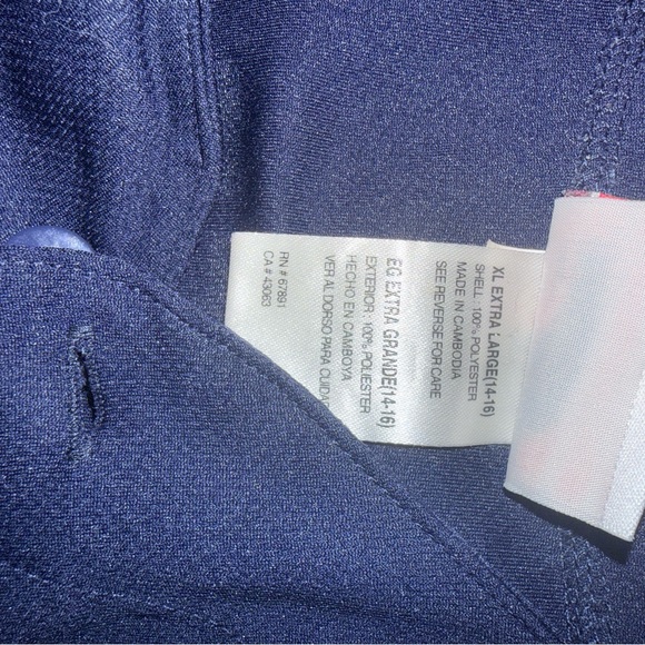 Kids Derek Jeter #2 New York Yankees Authentic Jersey - Picture 6 of 6